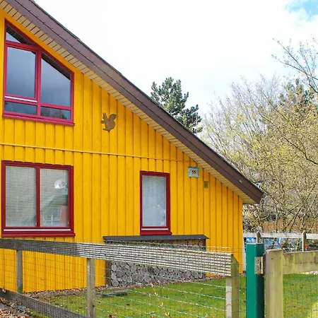 3 Bedroom Awesome In Casa de Férias