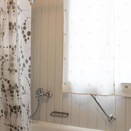 3 Bedroom Awesome In * Extertal