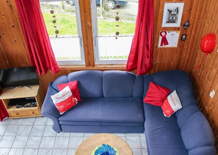 3 Bedroom Awesome In 埃克斯特塔尔