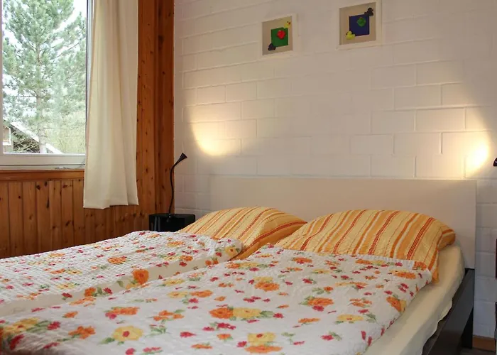 3 Bedroom Awesome In *